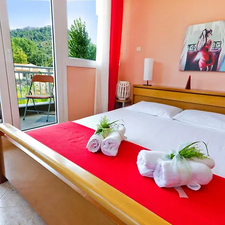 Angel - Town * Limenas (Thasos)