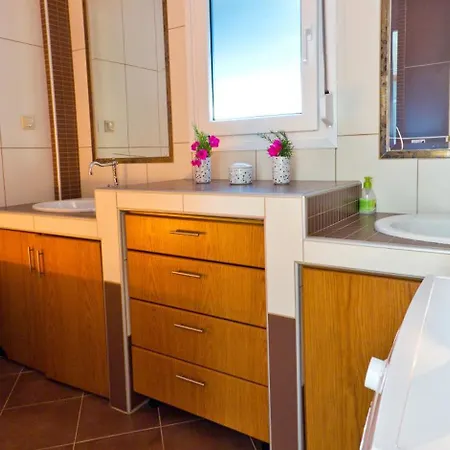 Angel - Town * Limenas (Thasos)